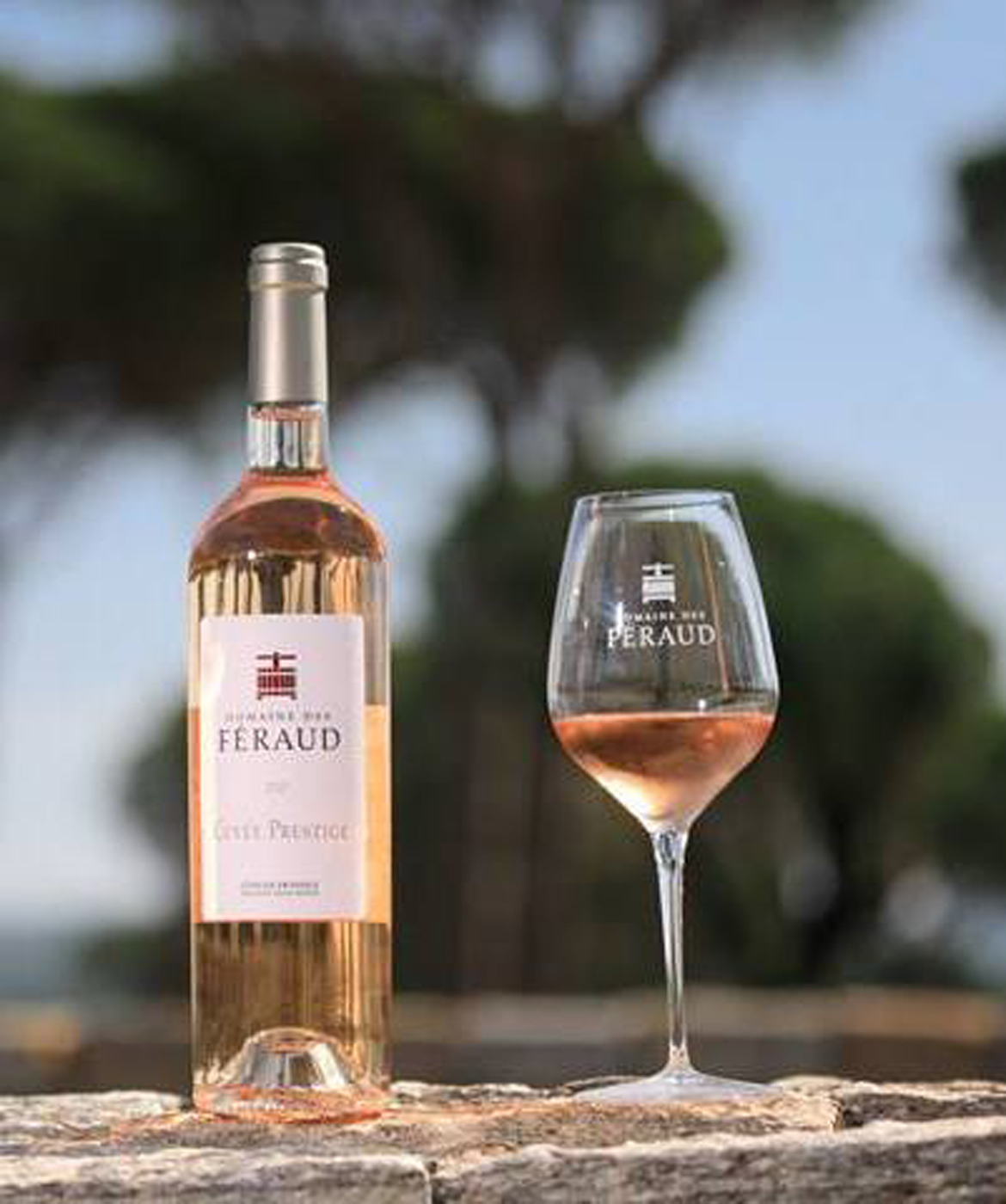 Domaine des Feraud glass of Rose